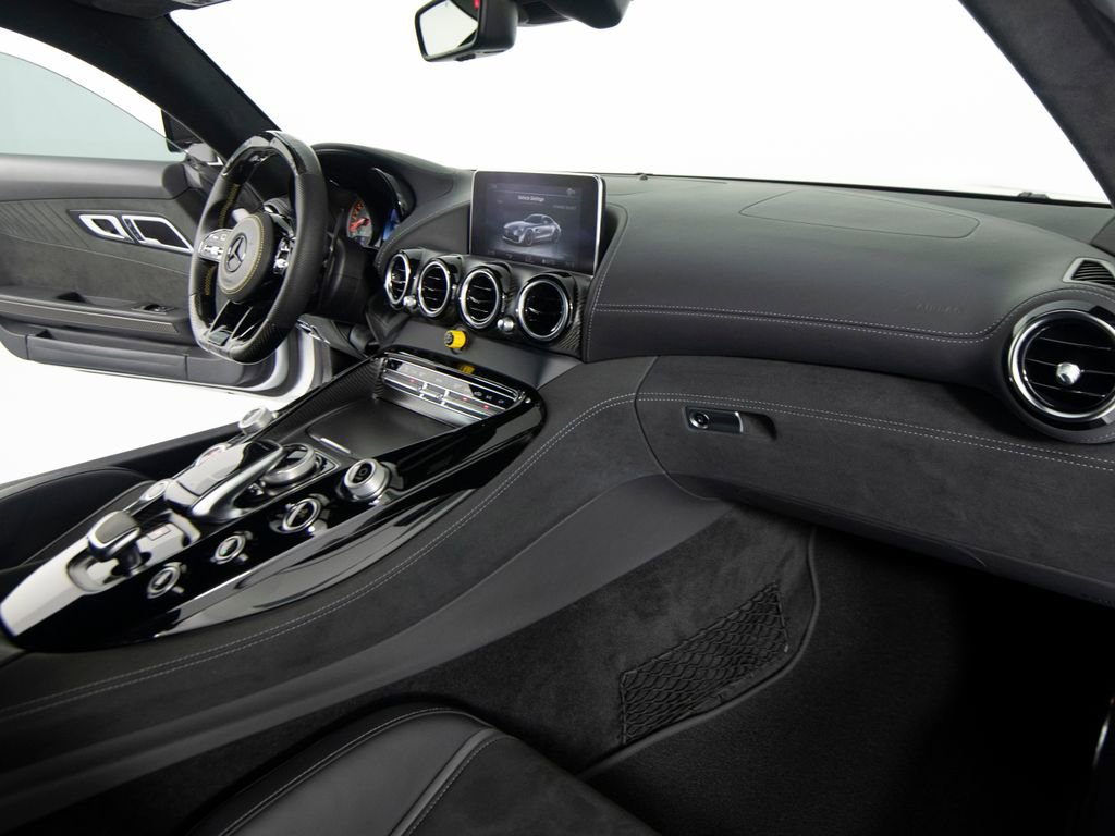 Used 2018 Mercedes-Benz AMG GT R image 28