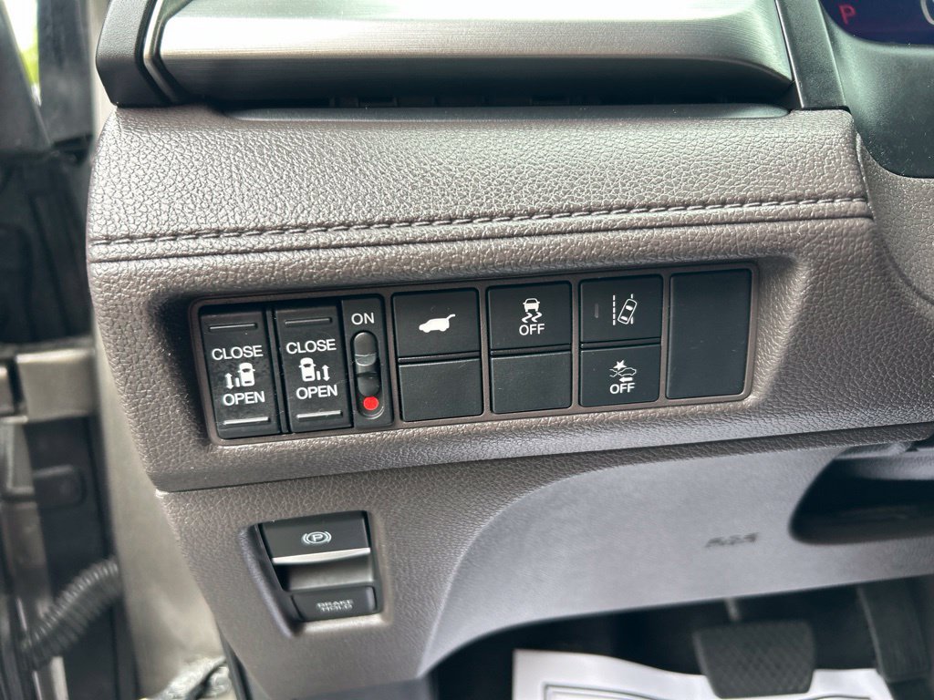 Used 2018 Honda Odyssey EX-L image 11
