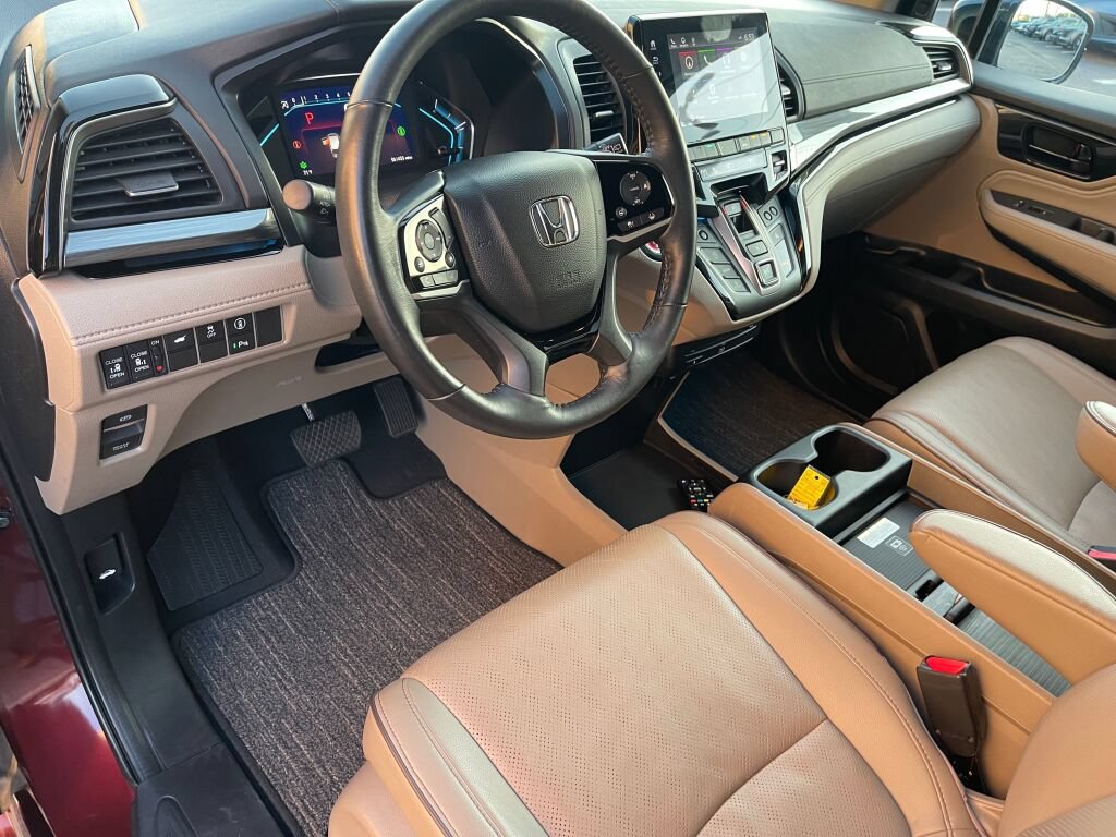 Used 2021 Honda Odyssey Elite image 5