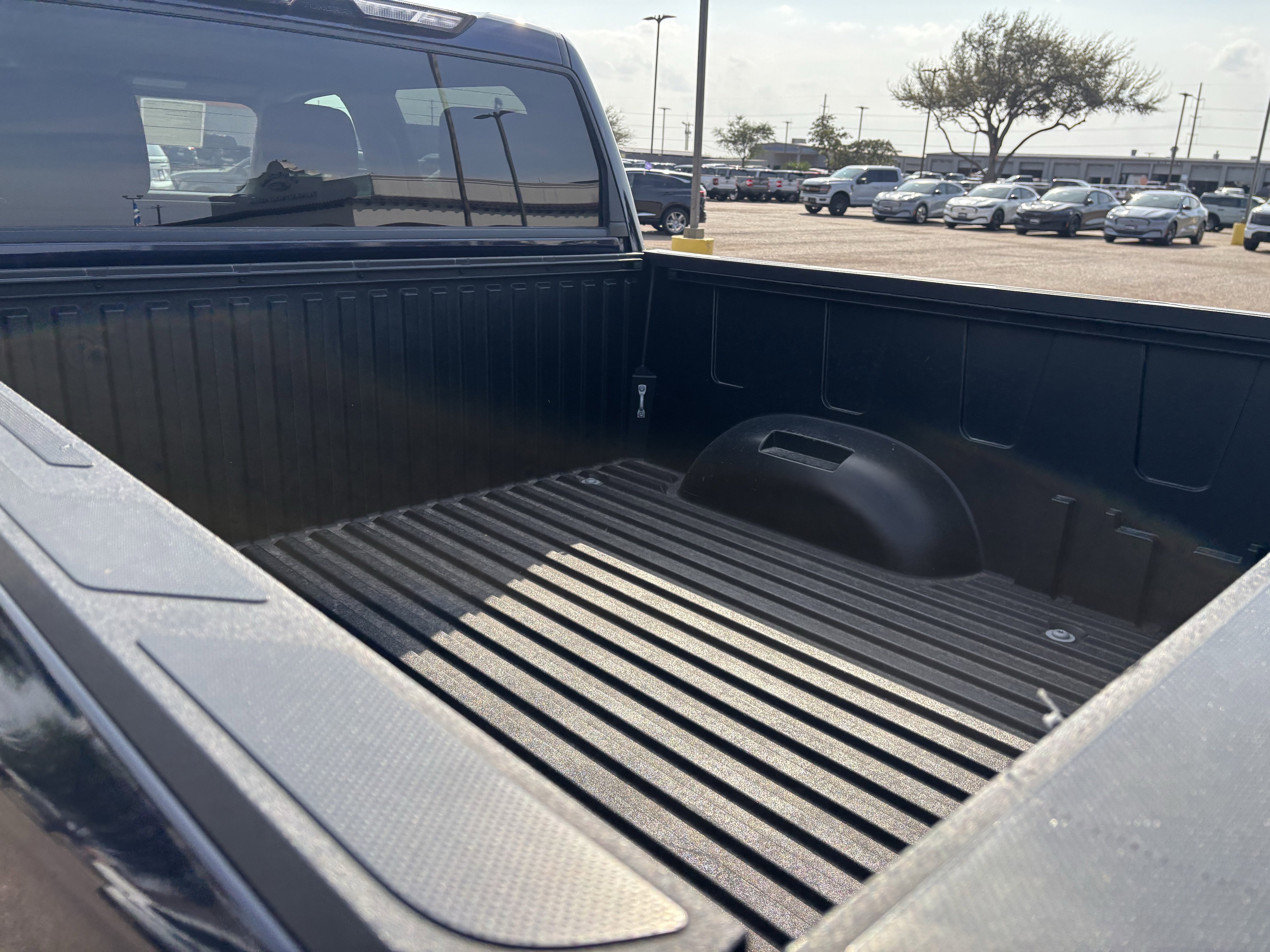 Used 2024 Toyota Tundra SR5 AWD/4WD image 18