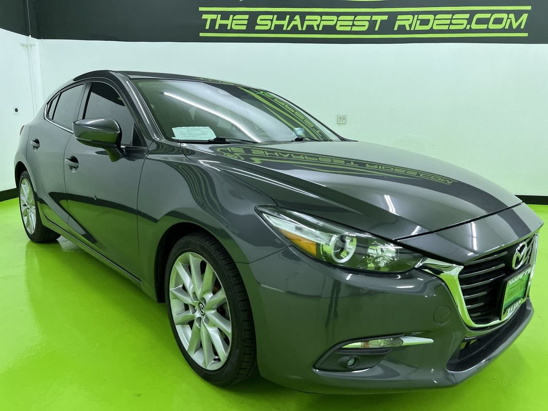 Used 2017 MAZDA MAZDA3 Grand Touring FWD image 2