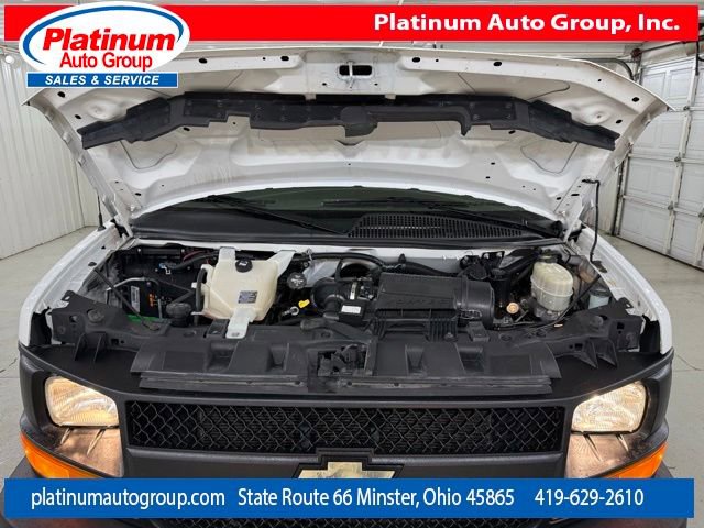 Used 2016 Chevrolet Express 3500 Extended image 54