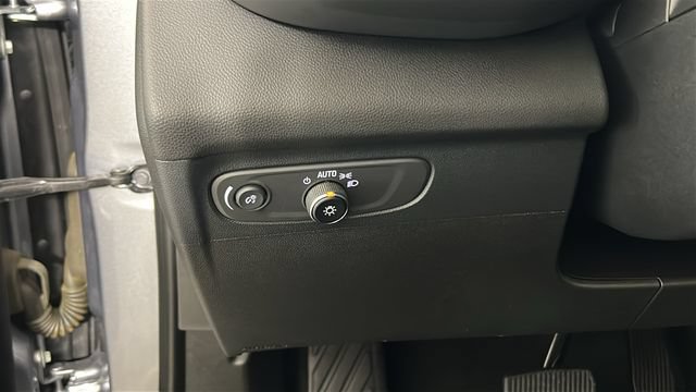 Used 2022 Buick Envision Preferred FWD image 19