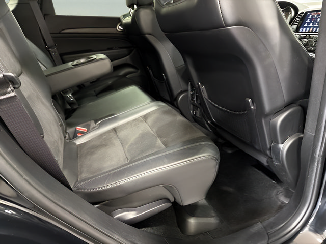Used 2022 Jeep Grand Cherokee Laredo X RWD image 32