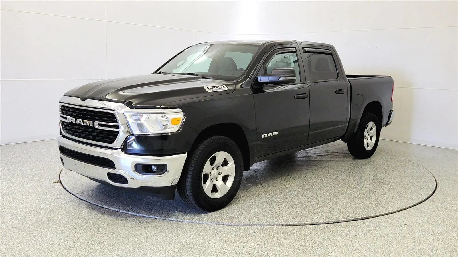 Used 2023 RAM 1500 Big Horn AWD/4WD image 3