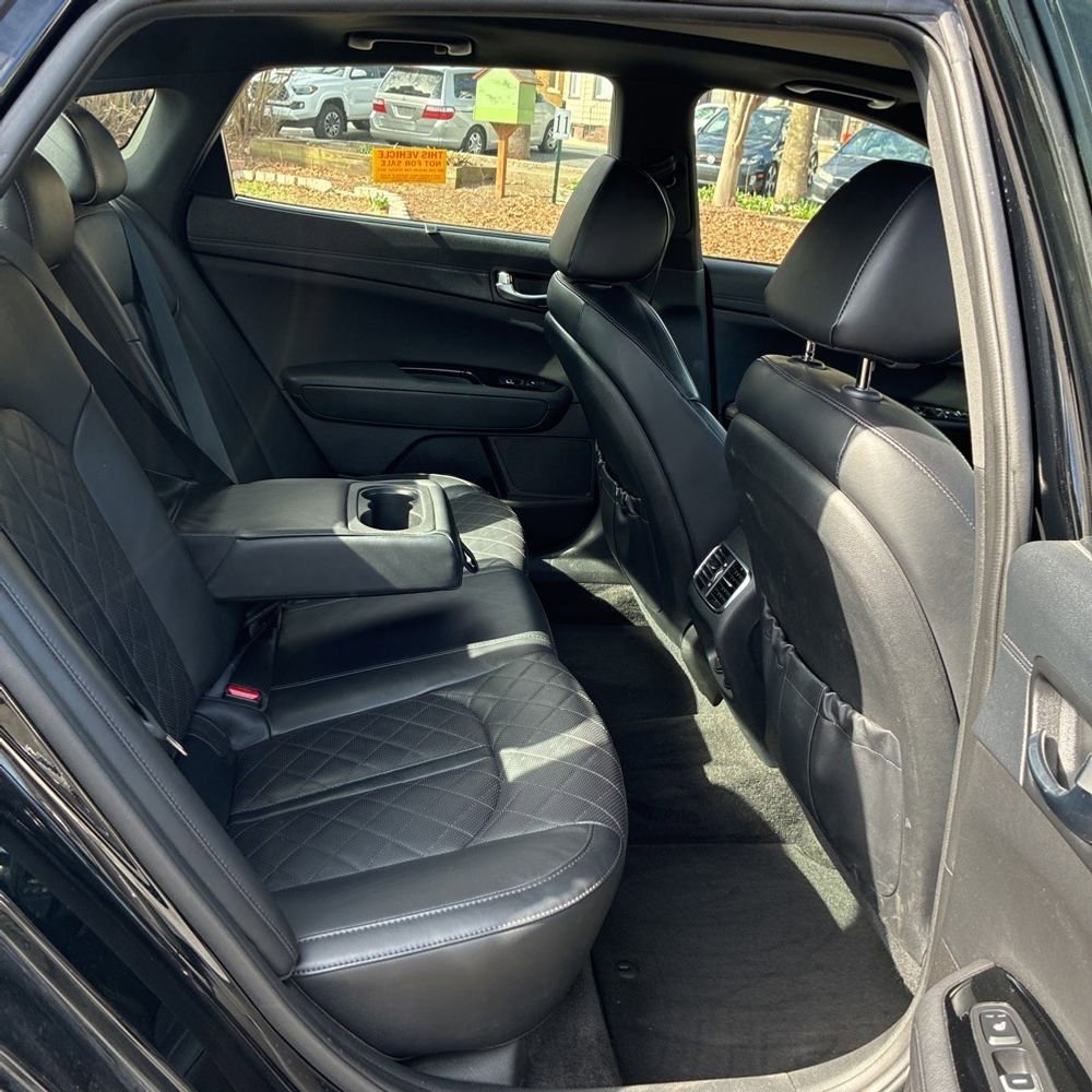 Used 2018 Kia Optima SX w/ Technology Package image 13