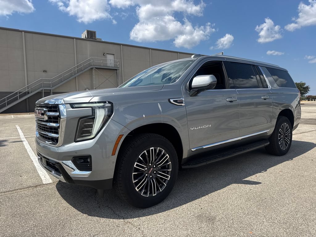 New 2026 GMC Yukon XL Elevation w/ Elevation Premium Package AWD/4WD image 2
