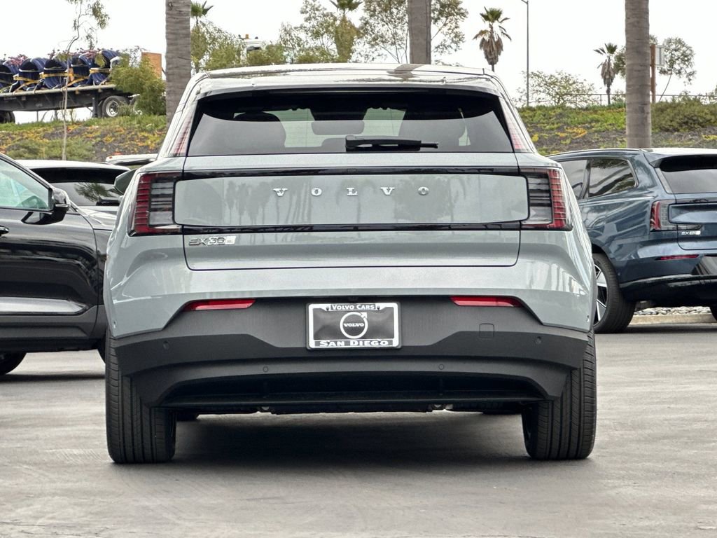 New 2026 Volvo EX30 Ultra w/ Climate Package image 4