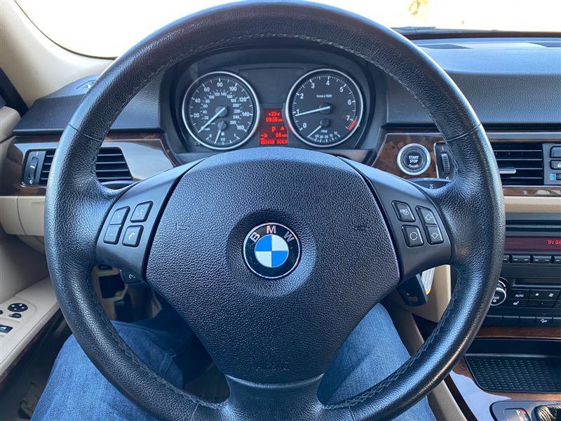 Used 2011 BMW 328i xDrive Sedan AWD/4WD image 36