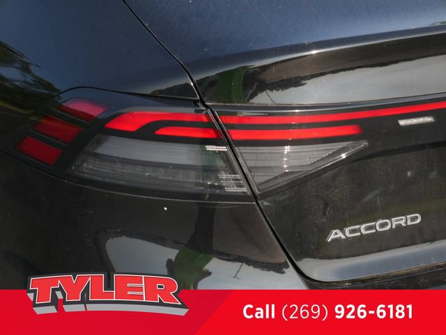 Used 2024 Honda Accord EX image 12