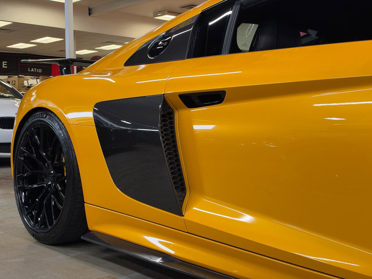 Used 2017 Audi R8 V10 plus AWD/4WD image 17