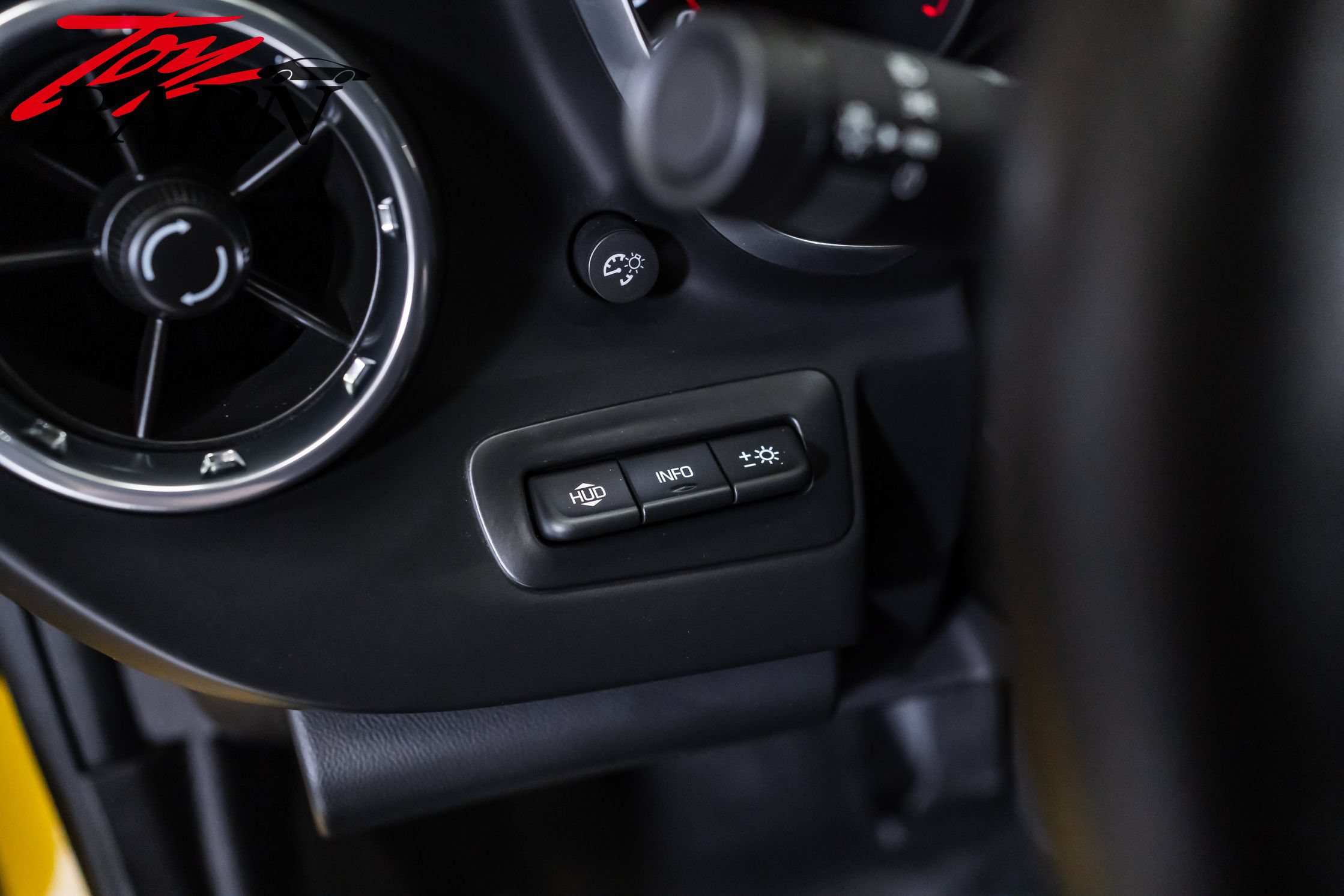 Used 2016 Chevrolet Camaro SS RWD image 29