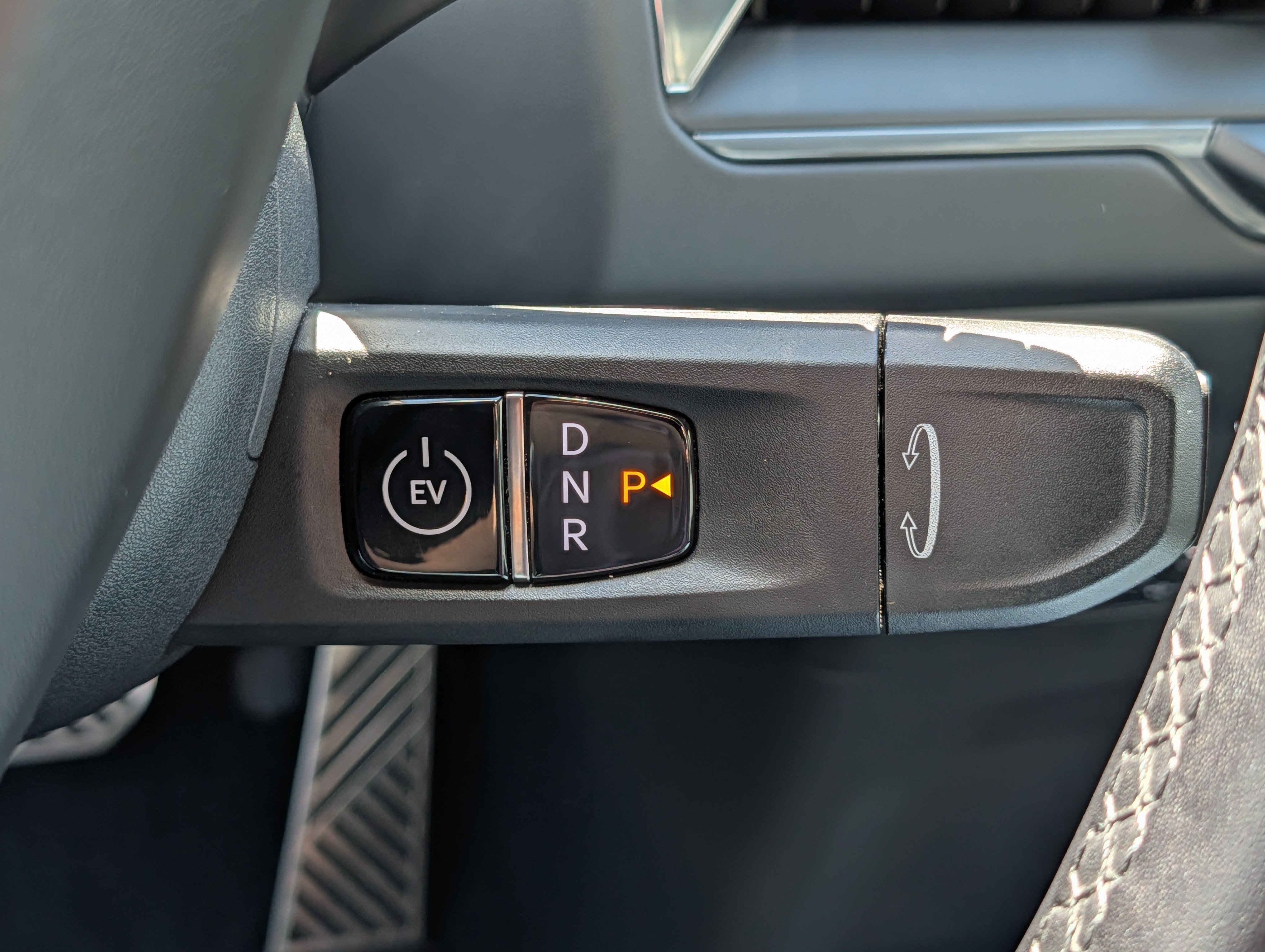 Certified 2024 Kia EV9 GT-Line AWD/4WD image 24