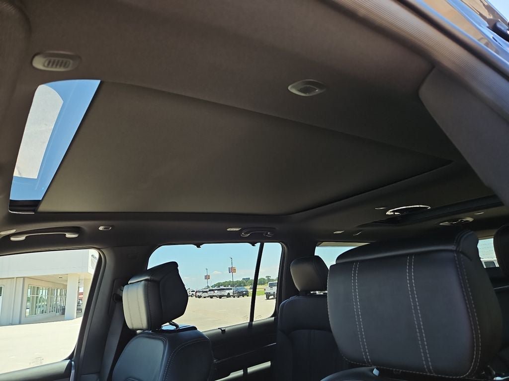 New 2026 Jeep Grand Wagoneer L Summit AWD/4WD image 21