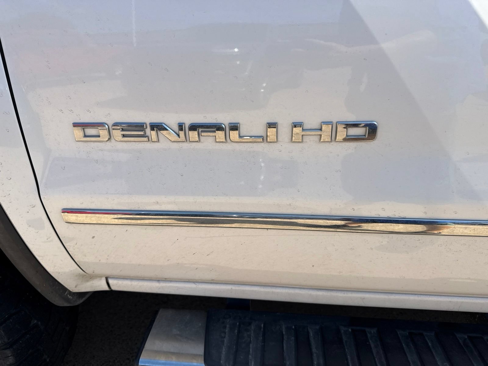 Used 2018 GMC Sierra 2500 Denali w/ Duramax Plus Package AWD/4WD image 13
