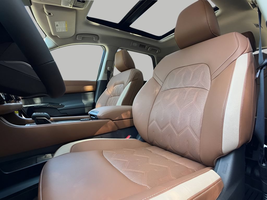 New 2026 Nissan Pathfinder Platinum AWD/4WD image 19