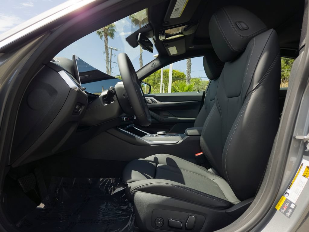 New 2026 BMW i4 eDrive40 w/ Parking Assistance Package RWD image 8