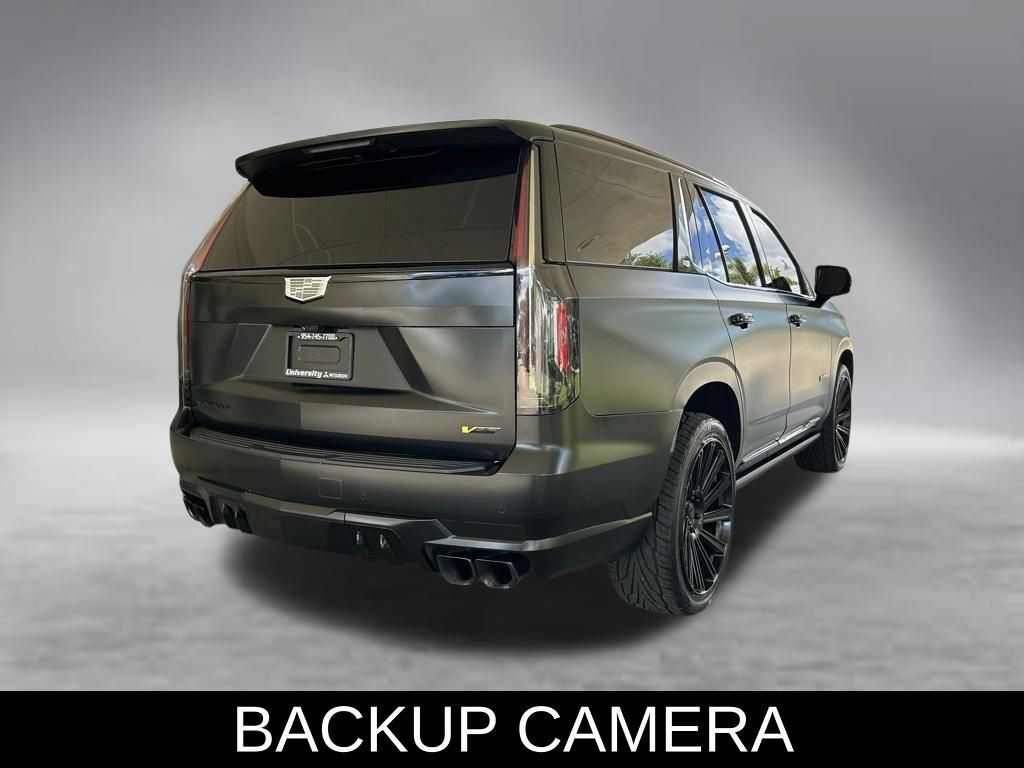 Used 2023 Cadillac Escalade V w/ Heavy-Duty Trailer Package AWD/4WD image 4