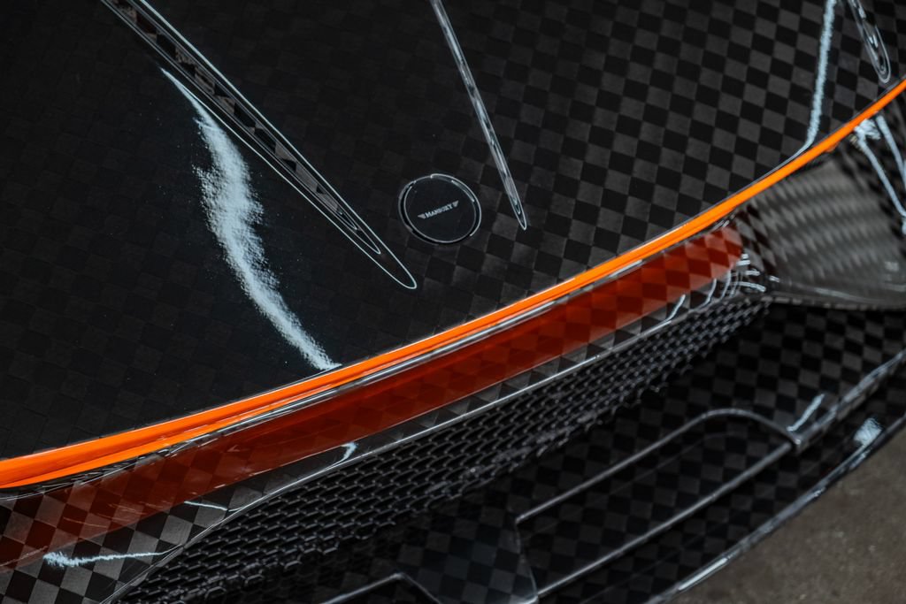 Used 2018 Ford GT RWD image 6