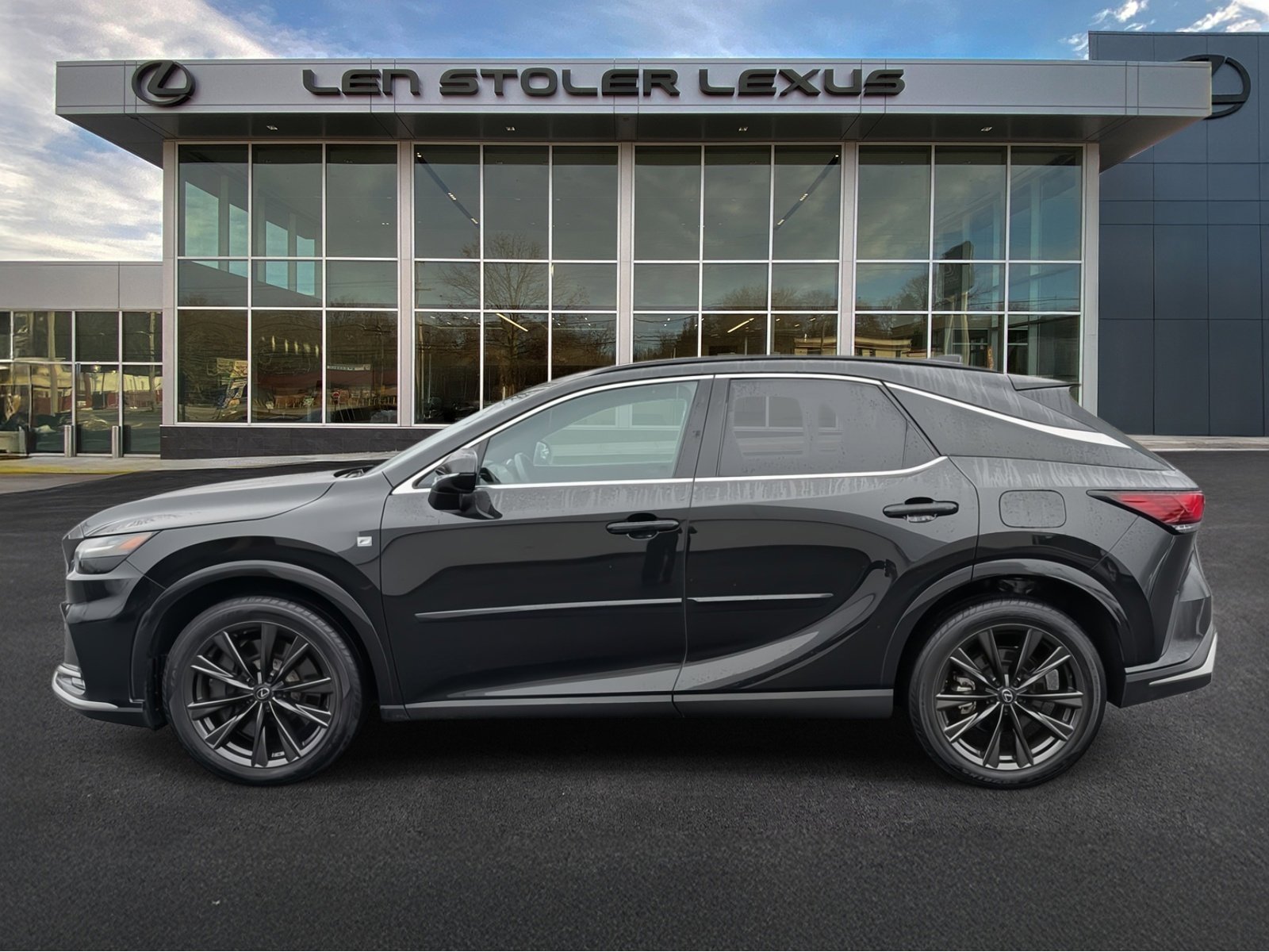 Used 2024 Lexus RX 350 F Sport w/ Accessory Package (P2) image 6