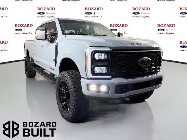 New 2026 Ford F350 Lariat w/ Black Appearance Package