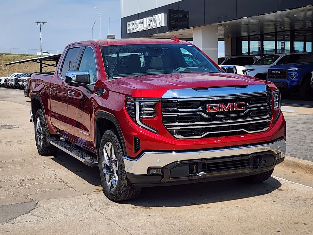 New 2026 GMC Sierra 1500 SLT image 2