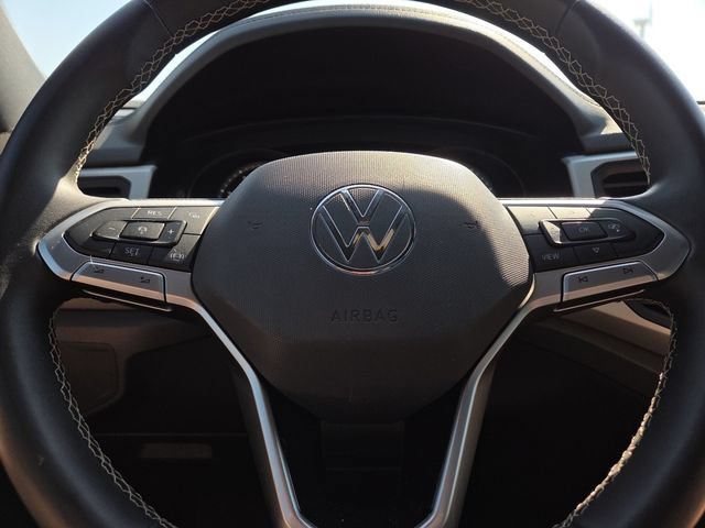 Used 2021 Volkswagen Atlas Cross Sport SE FWD image 34