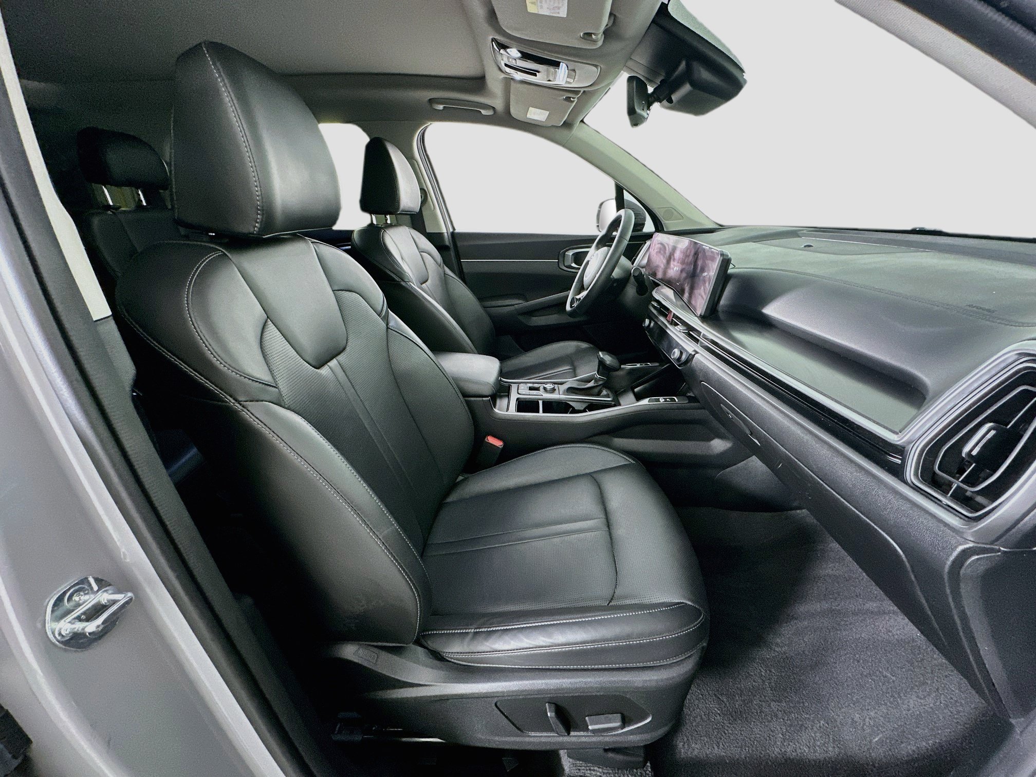 Used 2024 Kia Sorento EX w/ Panoramic Sunroof Package FWD image 35