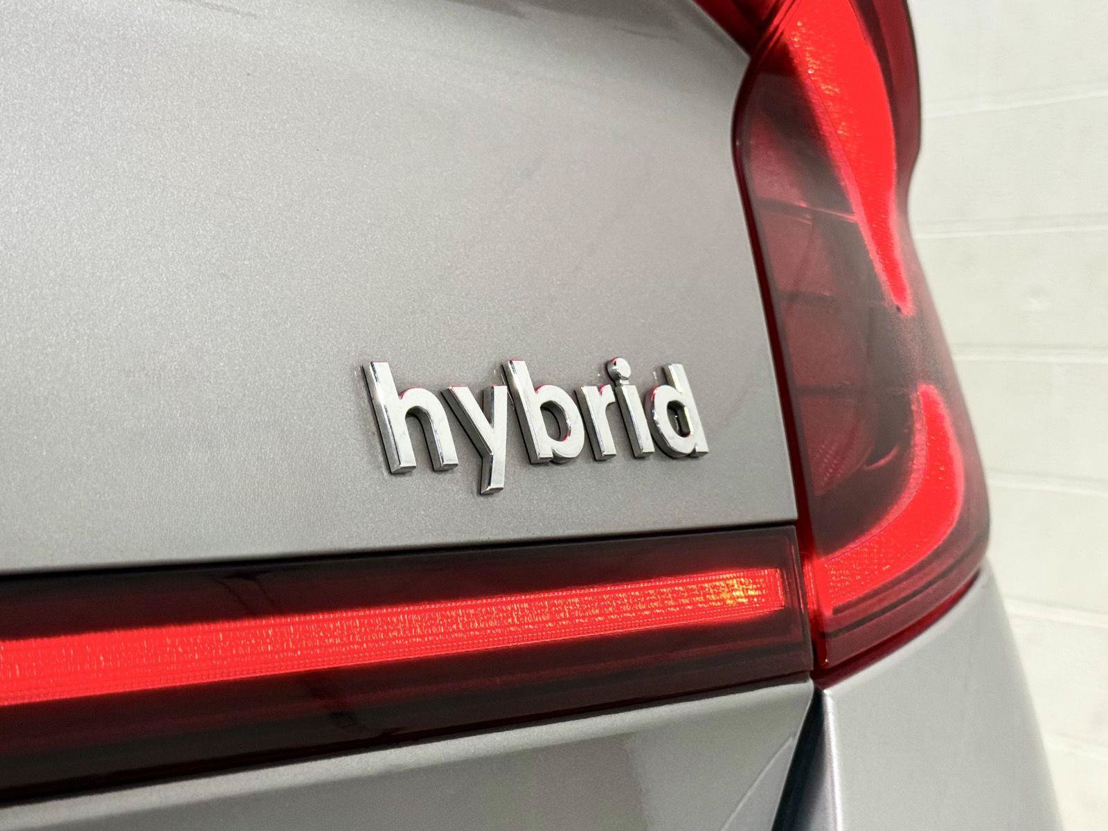 Used 2020 Hyundai Sonata SEL w/ Cargo Package FWD image 8