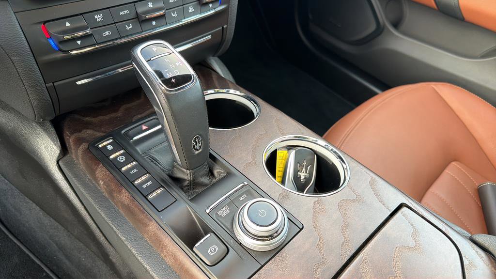 Used 2022 Maserati Ghibli Modena Q4 image 38