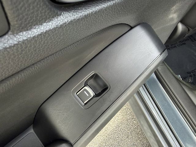 Used 2024 Honda Civic EX-L image 27