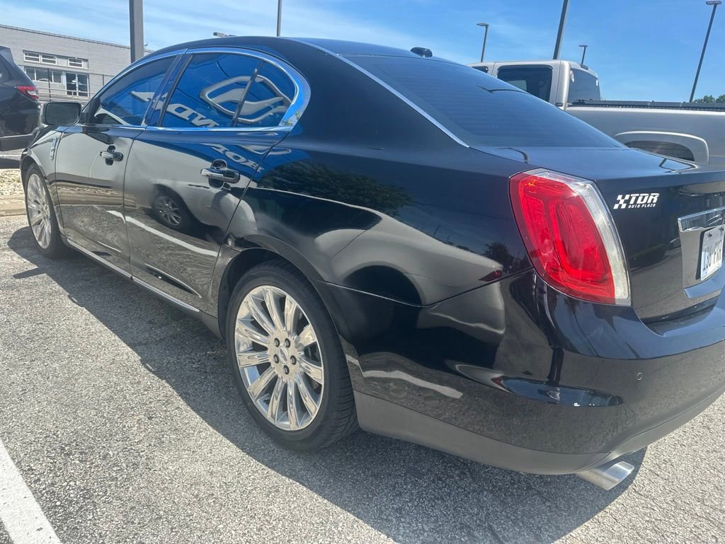 Used 2012 Lincoln MKS AWD image 4
