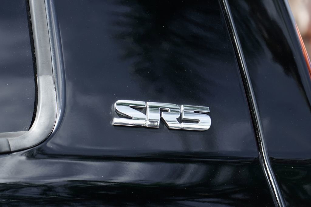 Used 2017 Toyota Tundra SR5 w/ TRD Off Road Package image 51