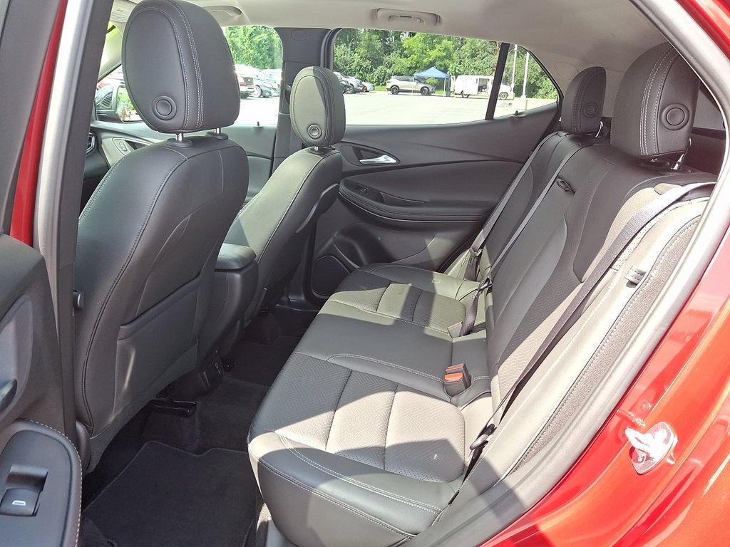 Used 2020 Buick Encore GX Essence w/ Experience Buick Package AWD/4WD image 10