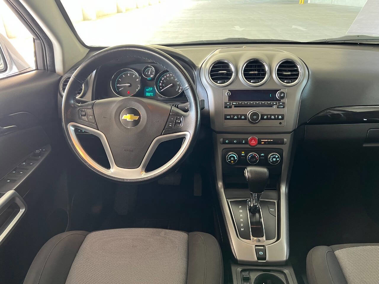 Used 2013 Chevrolet Captiva Sport LS FWD image 9