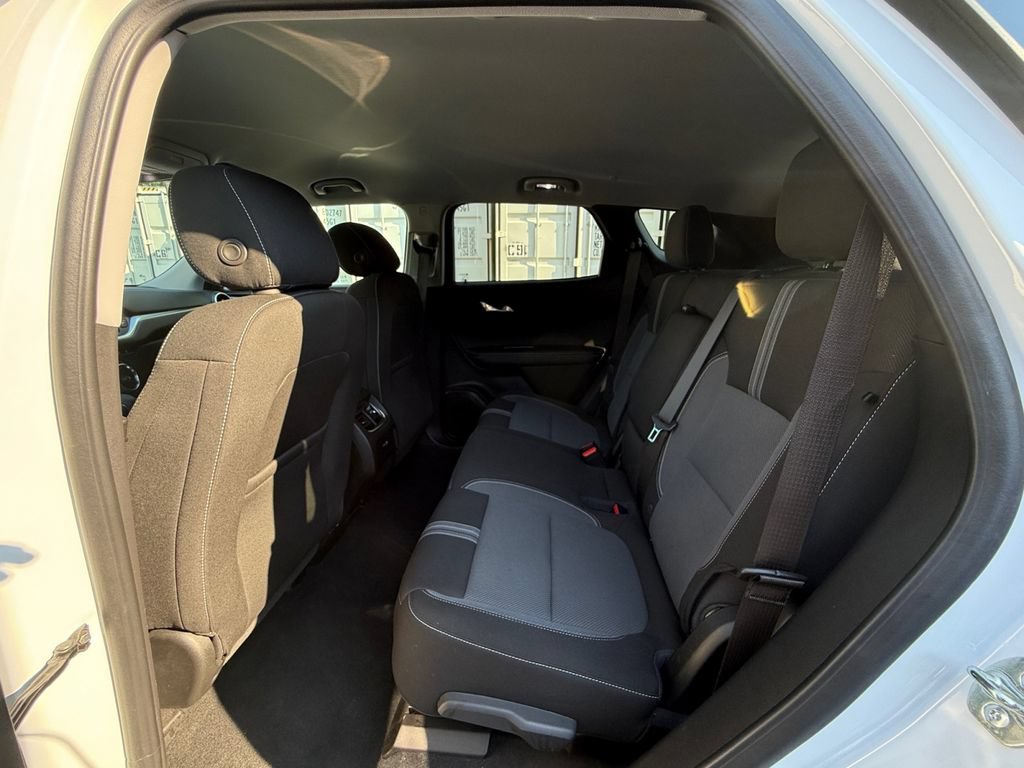 Used 2025 Chevrolet Blazer LT FWD image 26