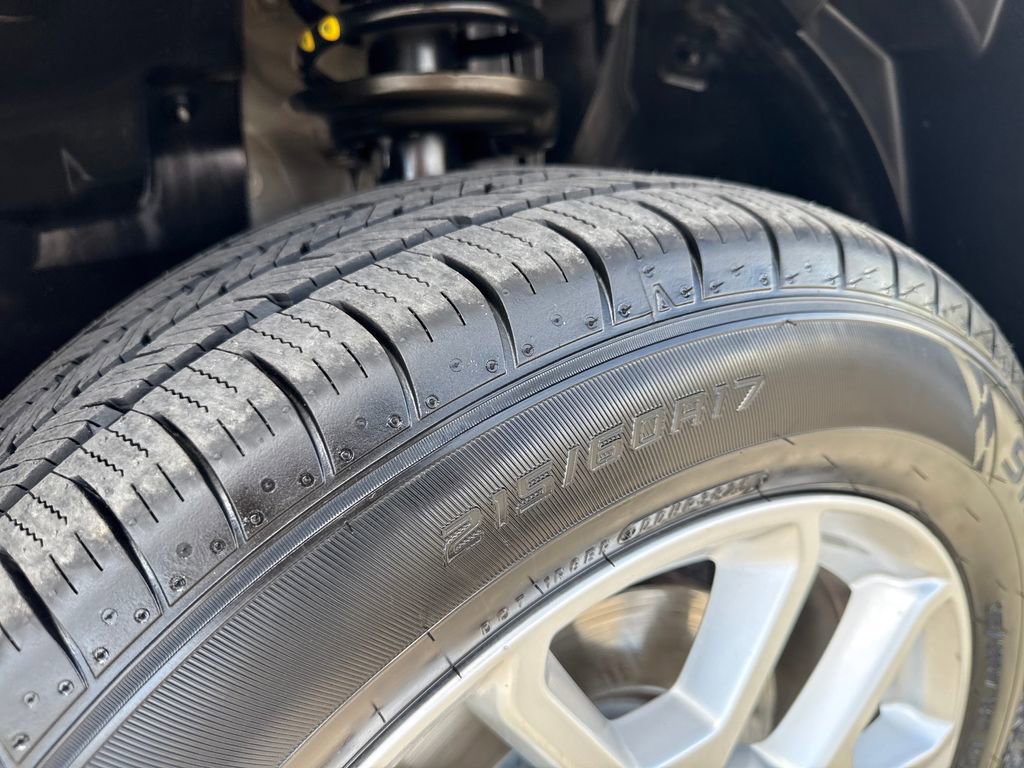 Used 2020 Jeep Renegade Latitude w/ Cold Weather Group image 28