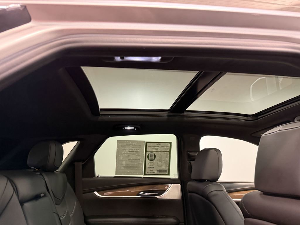 Used 2020 Cadillac XT5 Premium Luxury image 16