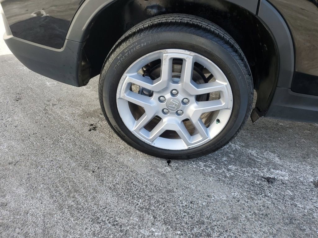 Used 2024 Honda Passport EX-L image 11