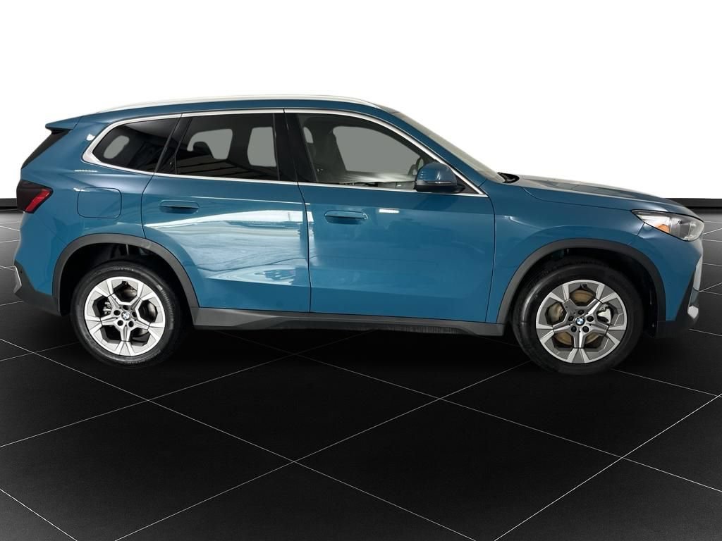 Used 2023 BMW X1 xDrive28i w/ Convenience Package AWD/4WD image 6