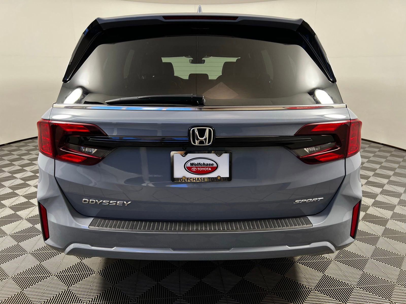 Used 2025 Honda Odyssey Sport-L image 6