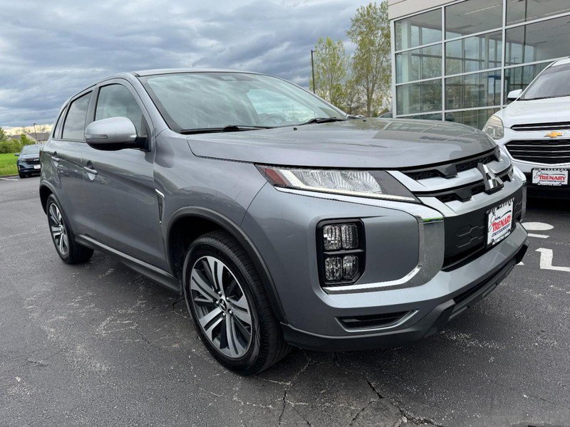 Used 2022 Mitsubishi Outlander Sport SE AWD/4WD image 2