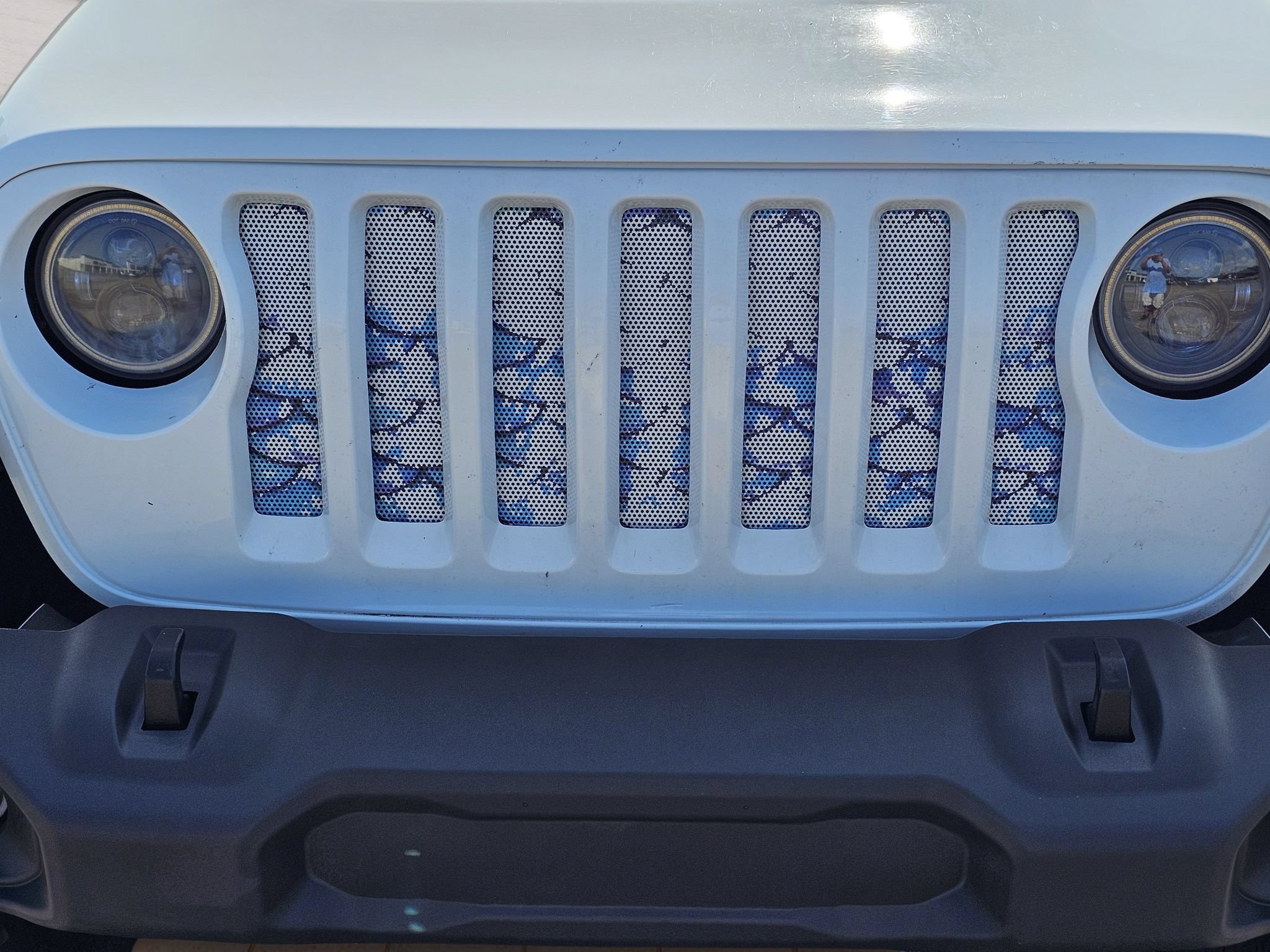 Used 2018 Jeep Wrangler Unlimited Sport S AWD/4WD image 3