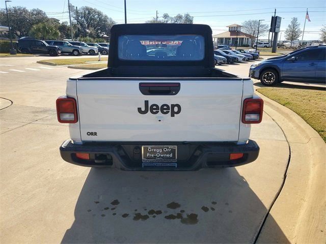 Used 2024 Jeep Gladiator Sport image 11