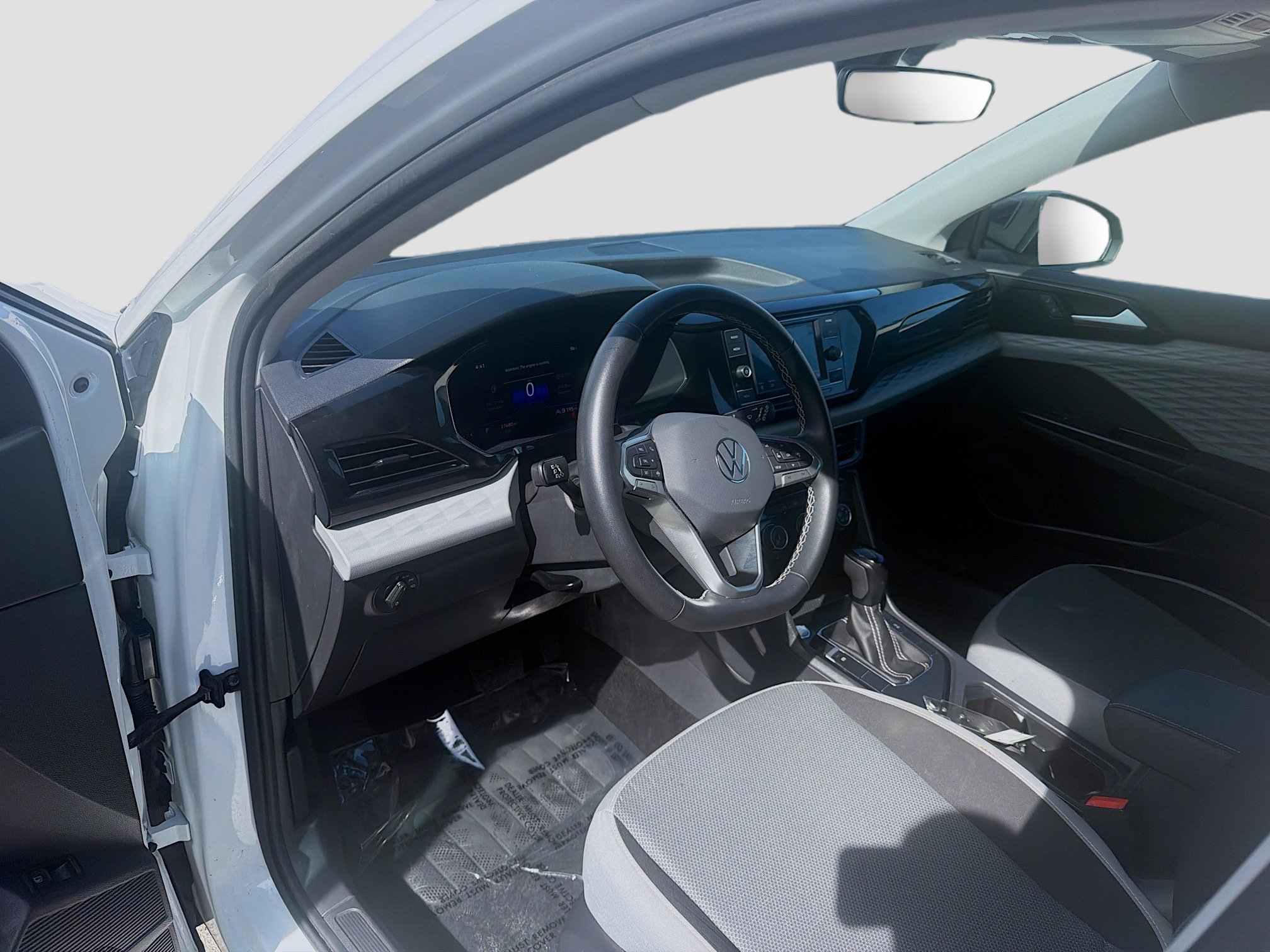 Used 2023 Volkswagen Taos S FWD image 9