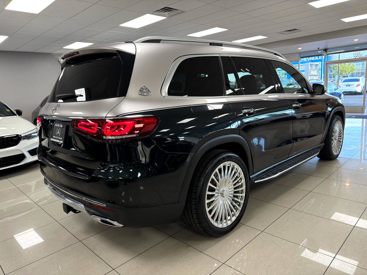 Used 2021 Mercedes-Benz GLS 450 4MATIC image 6