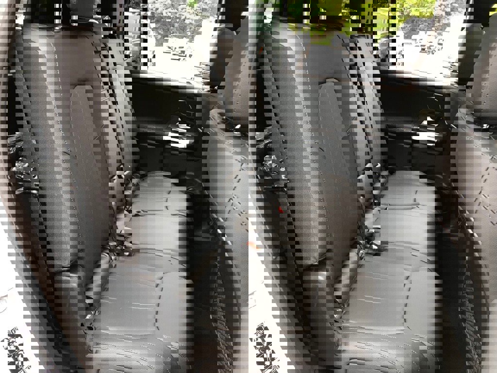 New 2023 Mercedes-Benz EQB 300 4MATIC image 33