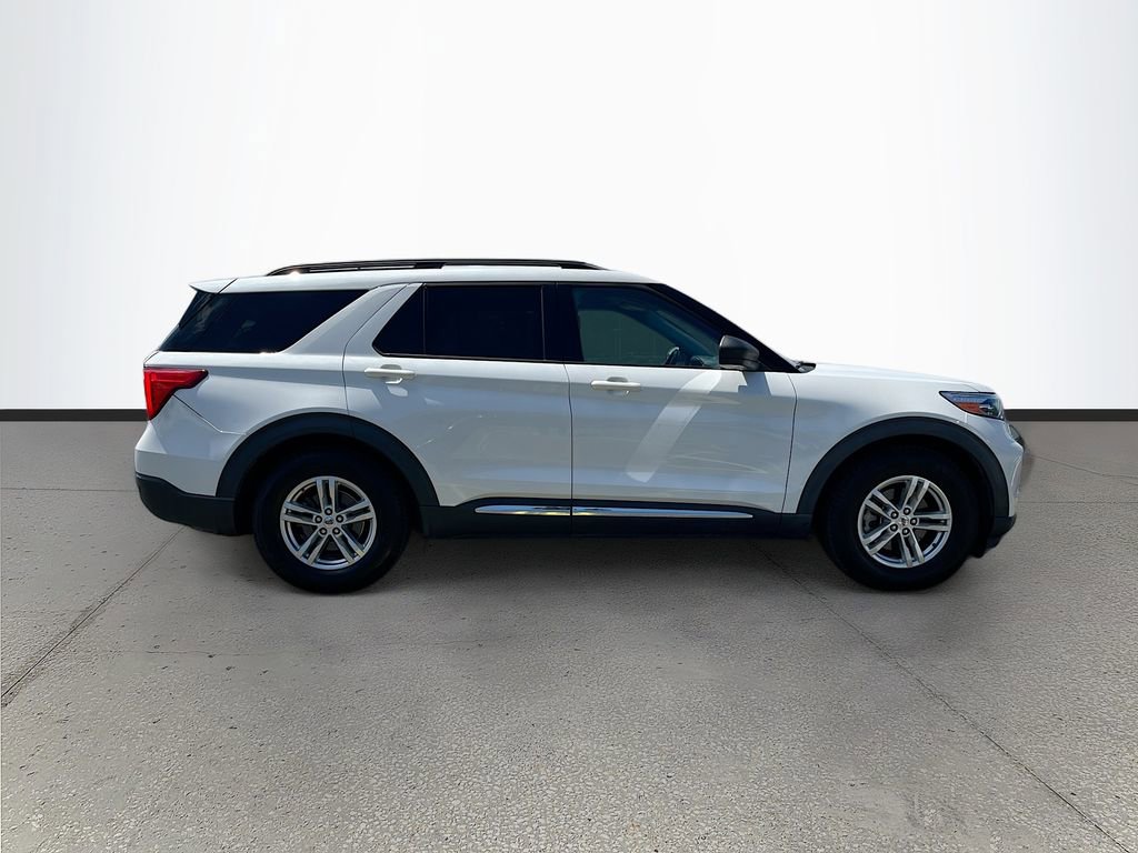Used 2021 Ford Explorer XLT w/ Equipment Group 202A RWD image 8