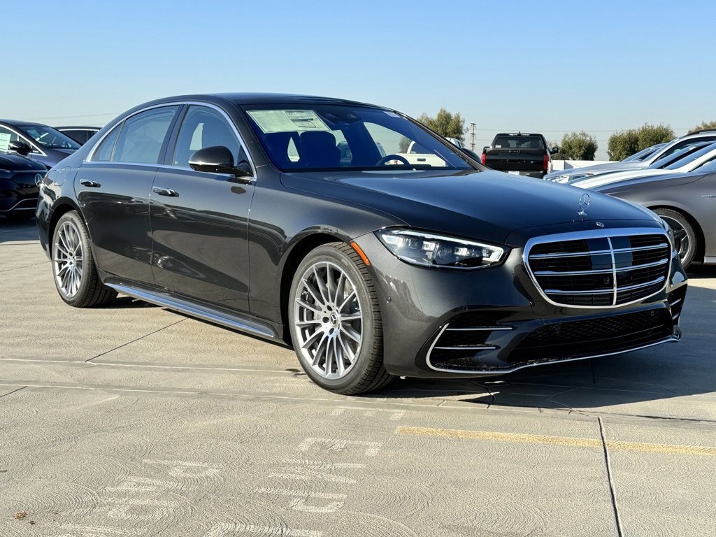 Used 2024 Mercedes-Benz S 580 4MATIC Sedan image 2