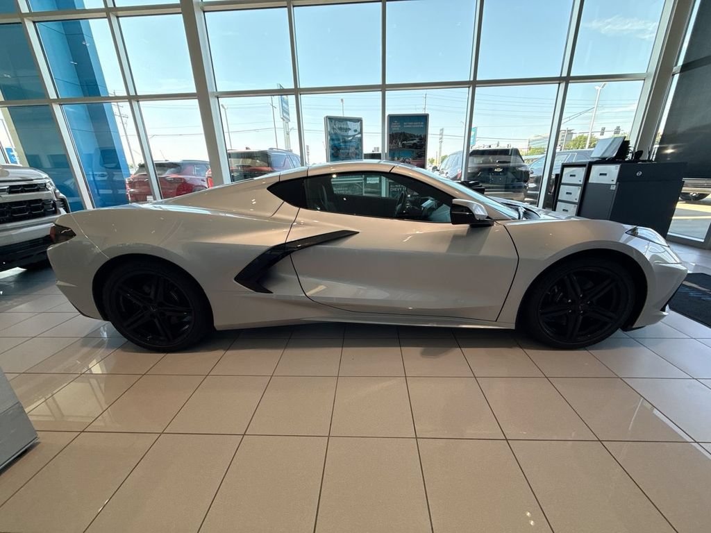 New 2026 Chevrolet Corvette Stingray Coupe w/ 1LT RWD image 5
